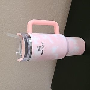 Stanley Target tie dye 40oz EUC